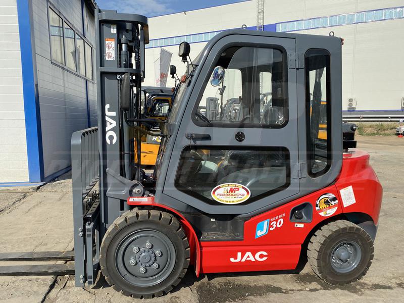 вилочный погрузчик 3 тонны